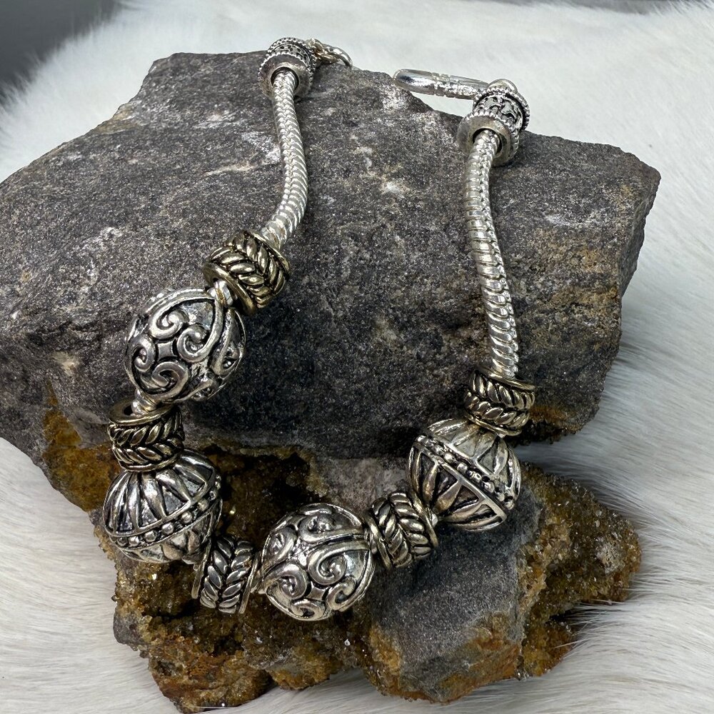 Silver Tone Slide Bead Bracelet Toggle Clasp 7.5"
